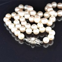 Perlenkette, 750 Weißgoldverschluß