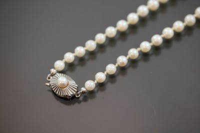 Perlenkette, Verschluss 750 Wei?gold