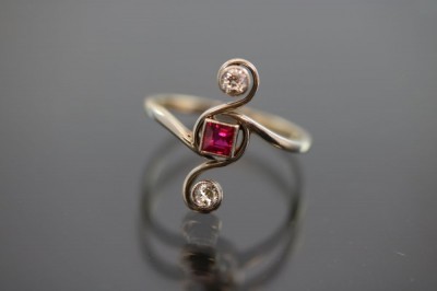 Art-Deco-Rubin-Diamant-Ring, 585 Gold