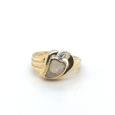 Opal-Ring, 750 GG 3,6